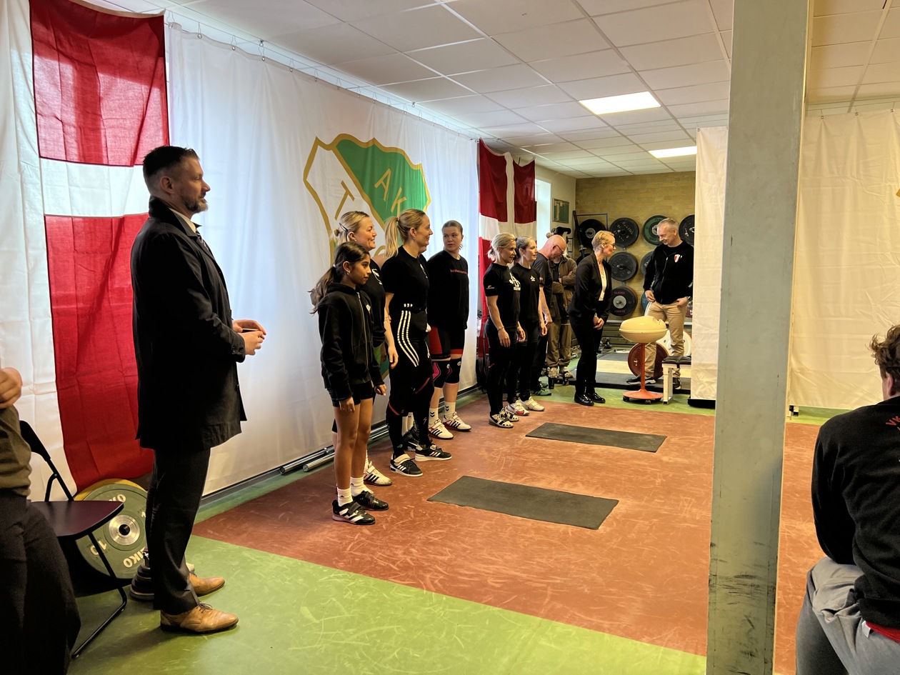 Nora Praesentation.jpeg